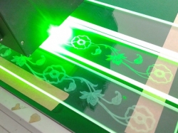 激光内雕机的功能