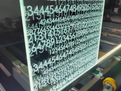 激光能雕刻玻璃吗？激光内雕技术是怎么样的