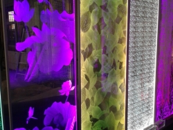 当艺术与科技融合：内雕玻璃技术在未来的多领域应用