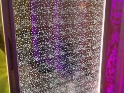 发光玻璃的创新应用：探索激光内雕艺术的无限可能