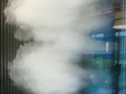 激光内雕玻璃技术：赋予艺术玻璃更多层次和表现力