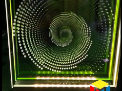 创新突破，激光内雕玻璃引领行业发展