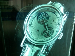 激光内雕玻璃：现代建筑装饰的新潮流