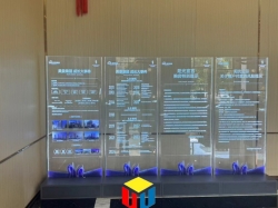 玻璃之韵：激光雕刻技术在展览导引中的艺术呈现