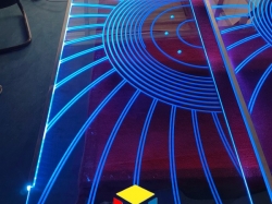 光影交织：激光内雕玻璃与艺术玻璃的交响曲