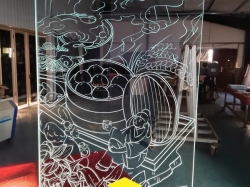 定制之光：你的专属激光内雕玻璃艺术